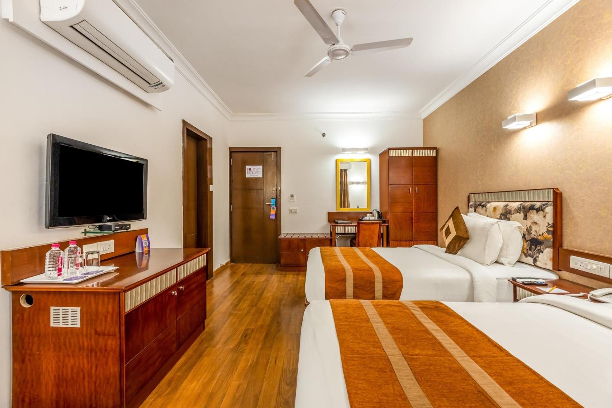 Clubhouse Nami Residency, Hotel 4*